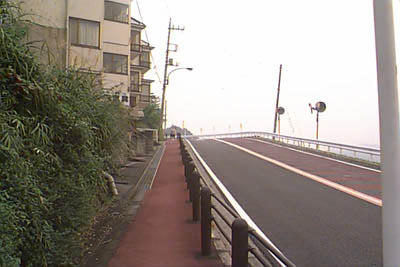 坂の途中１