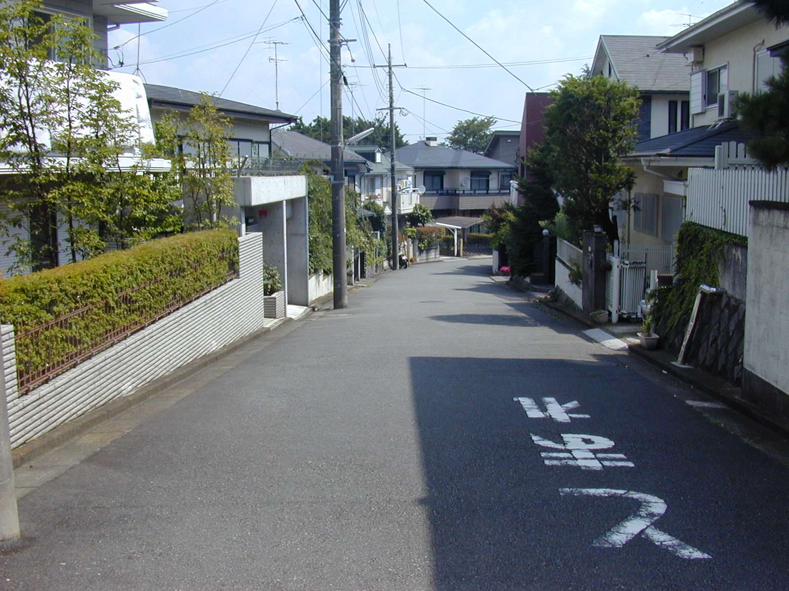 耳をすませば 秘密の場所への道、住宅街